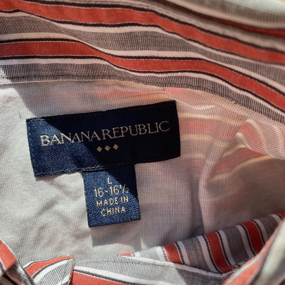 Banana Republic Mens Cotton LS Button Up Gray Brick Red Striped Shirt‎